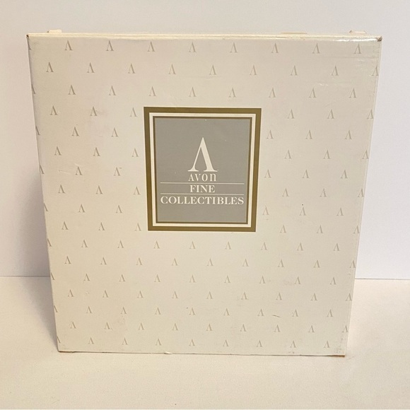 M. I. hummel crystal 1996 collectors angel & baby jesus plate avon products - Picture 11 of 14